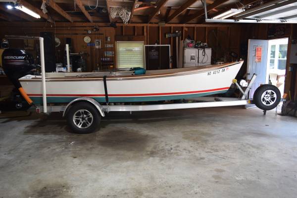 Photo 17ft Bay Boat $17,000