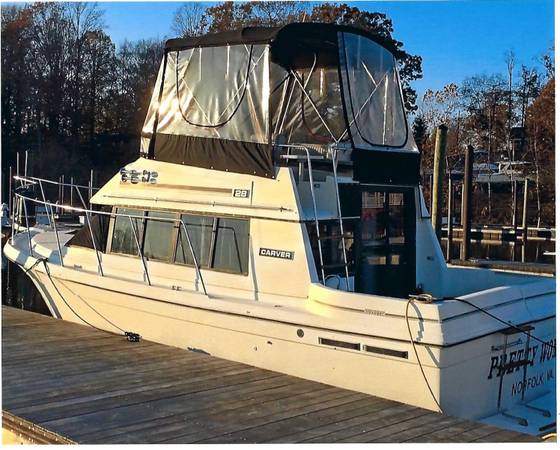 Photo 1988 Carver Voyager $21,500