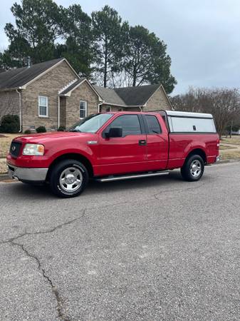 Photo 2006 Ford F150 extended cab 4.door 2 x 4 V8 5.4 triton  $7900 - $7,900 (Portsmouh)