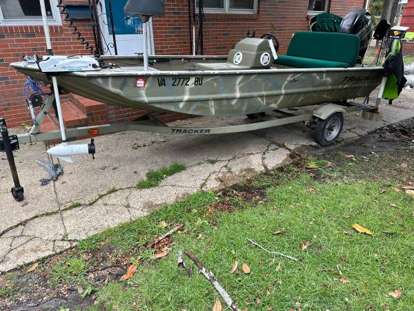 2013 Tracker Grizzly 50Hp Mercury