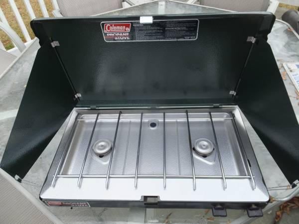 Photo Coleman Classic Two Burner Propane Stove with Full Cylinder $31