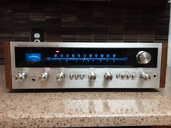 Photo PIONEER Model SX-626 Stereo Receiver (27wpc) $300