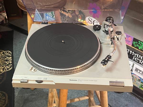 Photo Technics SL-D2 Direct Drive Turntable  Electric Audio $239