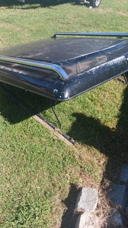 Photo Truck bed hard-top cover $150