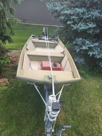 14 Mod-V Flat Bottom Jon Boat, 20hp Motor, Trailer $1,495