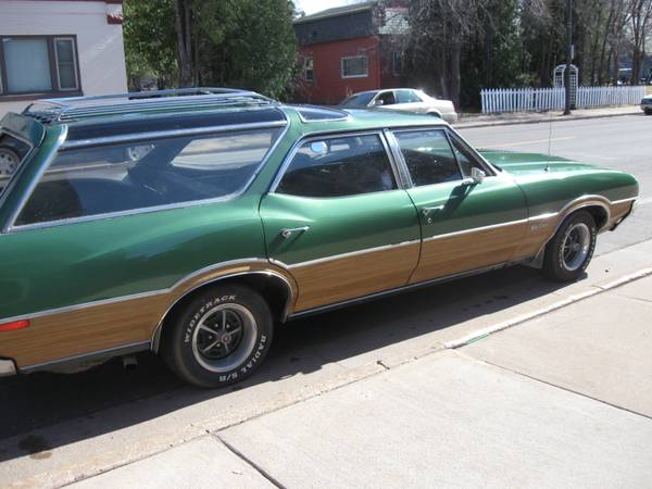 1970 Oldsmobile Vista Cruiser Wagon - $14000 (ashland) 