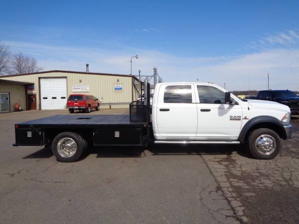 Photo 2014 RAM 5500 FLATBED LOW MILES RUST FREE SOUTHERN 4X4 DUALLY 1450 - $49,995 (Loyal)