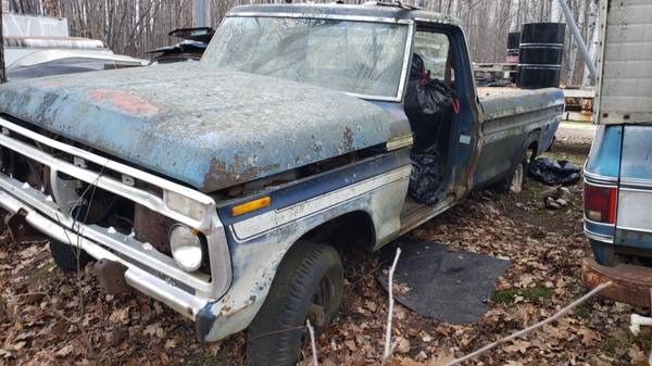 Photo 76 Ford F150 4x4 frame NP203 C-6 73-79 pick-up parts (Rhinelander)