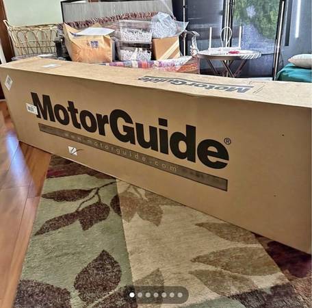 Photo New Motor Guide Xi5 Trolling Motor $1,599