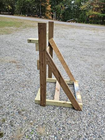 Photo Outboard motor stand $40