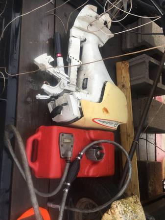 Photo Sears 7.5 hp boat motor $100