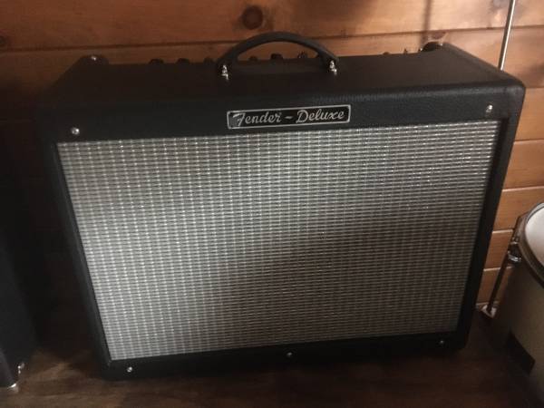 Photo USA Made Fender Hot Rod Deluxe Guitar Amplifier $700