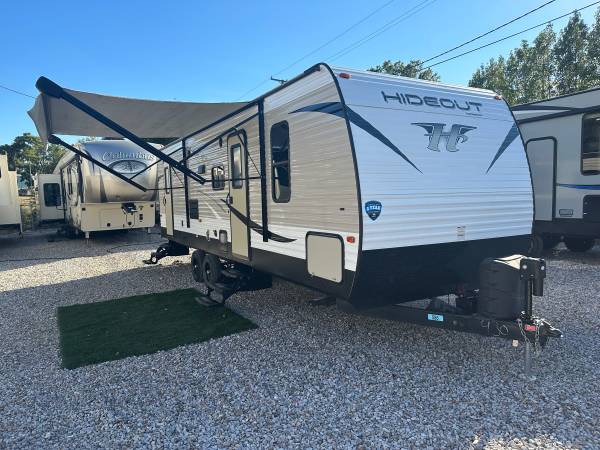 Photo 2018 Keystone Hideout Bunkhouse M-272LHS Bumper Pull RV - $26,250 (Hot Springs National Park)