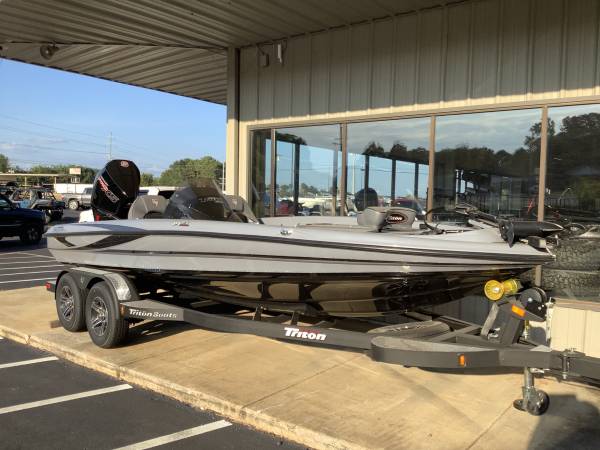 New 2023 Triton 19TRX Fiberglass Bass Boat Financing Available $55,665