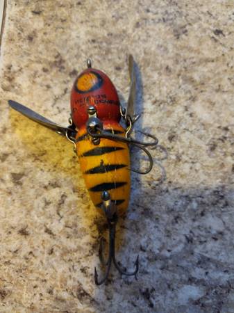 Photo Antique Heddon Crazy Crawler fishing lure $50