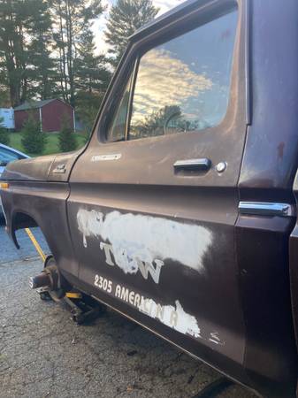 Photo 1973-1979 Ford truck DOORS Rot free Mint $100
