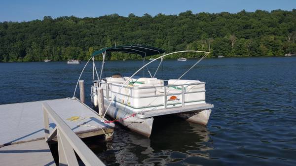 21 foot PONTOON BOAT $7,000 | Boats For Sale | North West Connecticut ...