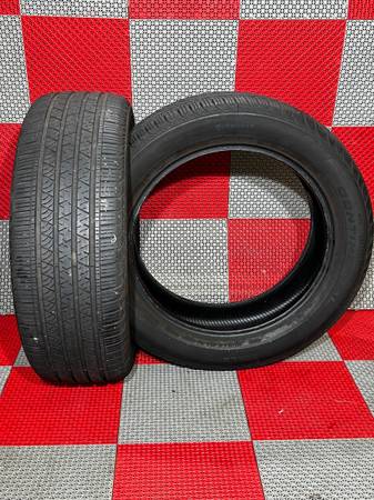 Photo 2x 23555 R19 Continental CrossContact LX Sport Tires $180