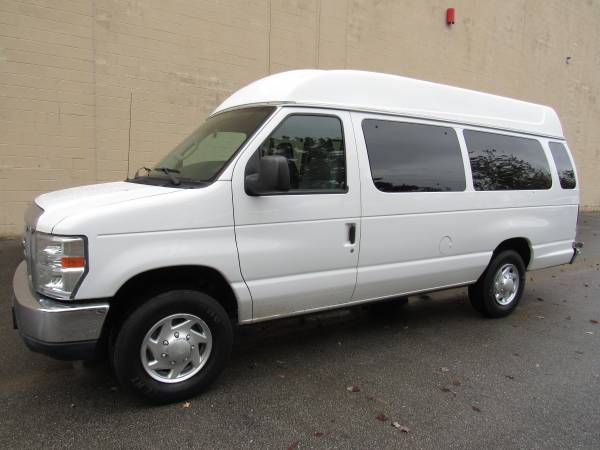 2003 ford e350 passenger van