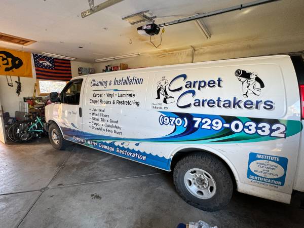 Photo 2011 Chevy Express 3500 4x4 Carpet Cleaning Van Saphire Scientific 570 $25,000
