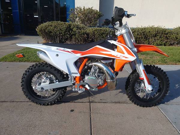 Photo 2020 KTM 50 (mini) perfect for ages 3-8 $3,500