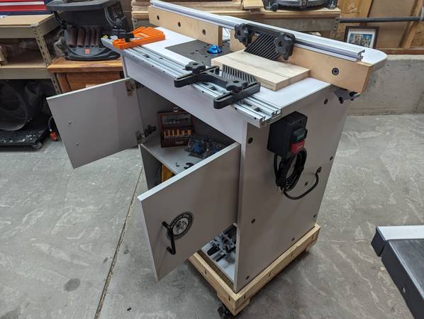 Photo Router Table $525
