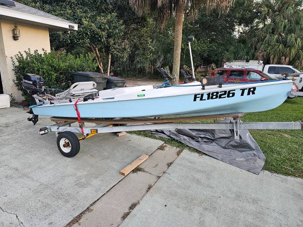 14 ft shallow water skiff $2,000