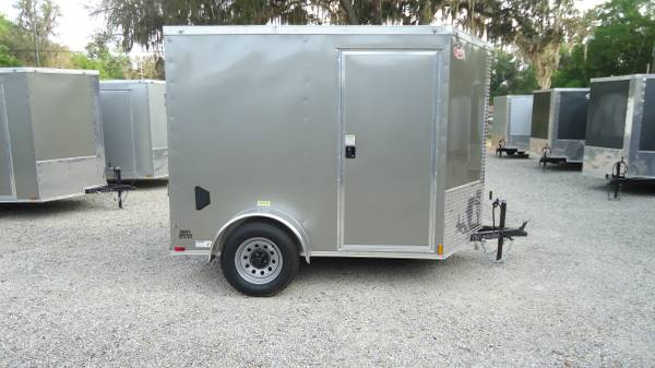 Photo (2023) 6X8 ENCLOSED TRAILER, INSULATED ROOF, RAMP, V, RADIALS, Leds $3,625