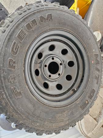 Photo 5 Wheels with Tires 15x7 2357515 $125