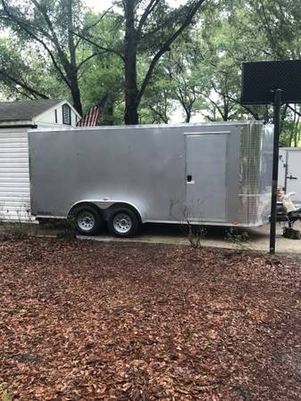 Arising Triple Crown Enclosed Trailer 7ft x 16 Dual Axle LIKE NEW $6,100