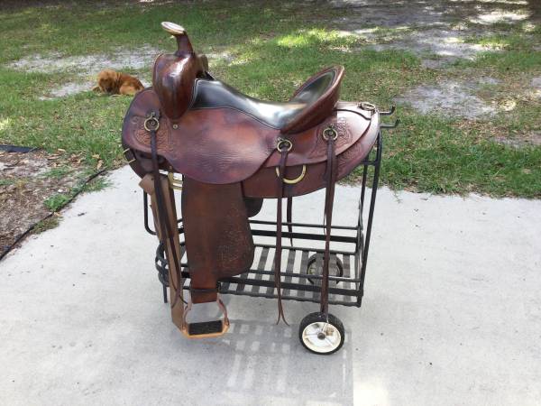 Photo Circle Y Park and Trail Saddle $500