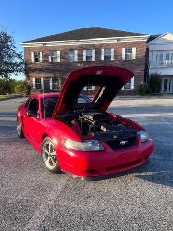 Photo Ford Mustang 2003 Mach 1 $9,700