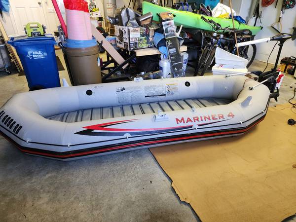 Photo Intex Mariner 4 inflatable boat  $360