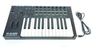 Photo M-Audio Oxygen Pro 25 USB MIDI 2)5-key Keyboard Controller 33733-4 $159
