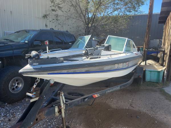 Photo 1990 Sea power boat inexpensive ride $2,500