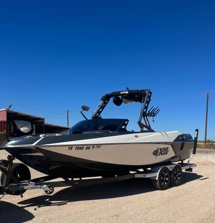 2017 axis t23 $75,000