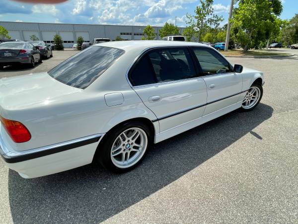 Photo 2000 BMW 740iL - $7,500 (Gulf Shores)