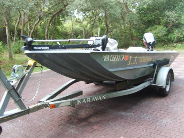 2005 tracker bass boat $6,900