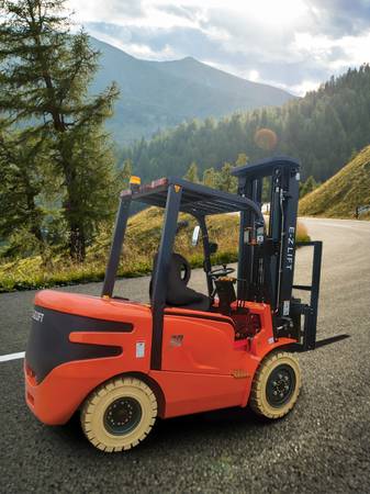 Photo Buy an E-Z Lift Forklift Today $49,995