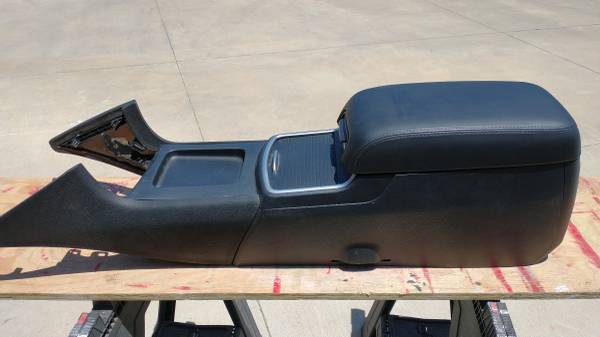 Photo 2015 - 2020 Dodge Charger Police Center Console - $400 (Mustang) lsaquo image 1 of 6 rsaquo (google map)