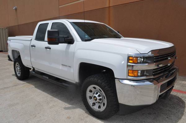 Photo 2017 Chevy Silverado 2500 HD 4X4 Automatic, Well maintained $24,850