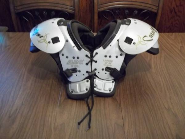 Photo ALL-STAR Catalyst SP 1000L Large 100-130 LBS Shoulder Pads $50