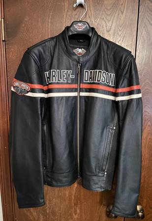 Photo Harley Davidson Leather Jacket (Large) Like New - $275 (705 N Villa Ave OKC) lsaquo image 1 of 12 rsaquo 705 N Villa Ave (google map)