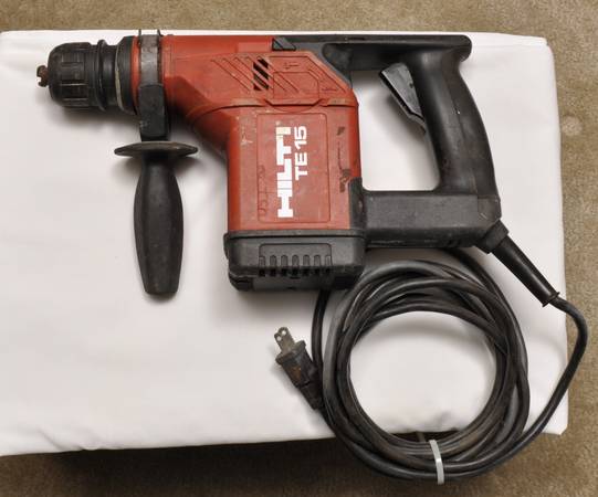 UP FOR SALE A USED HILTI TE-15 ROTARY HAMMER DRILL WITH 16 FOOT CORD.