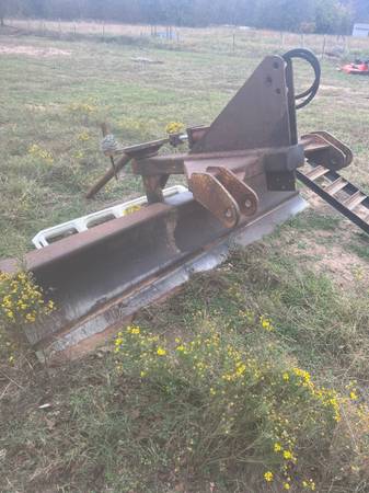 Photo dirt blade $1,200