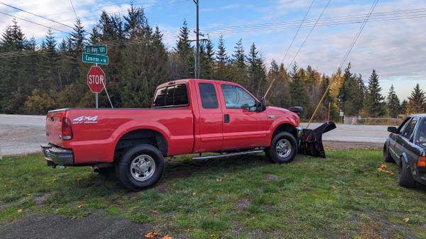 Photo 2001 F250 SD 4X4 V-10 truck and snow plow $21,000