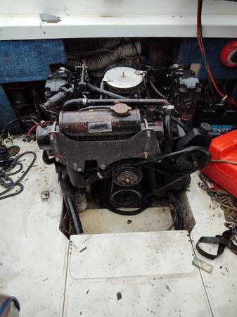 Mercruiser 4.3 V6 motor and alpha one outdrive $1,000