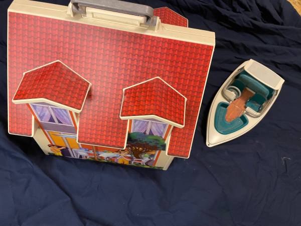 Photo Playmobile, house, car, boat, and much more $100