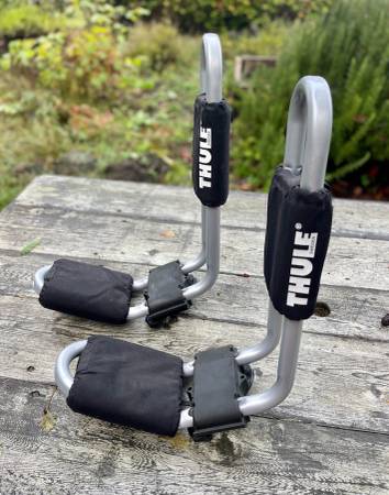 Photo Thule Hull-a-Port car rooftop J rack kayak carriers with tie-downs $95