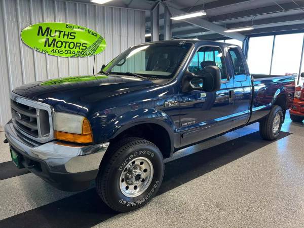 Photo 2001 Ford F250 Super Duty Super Cab - Financing Available $22995.00
